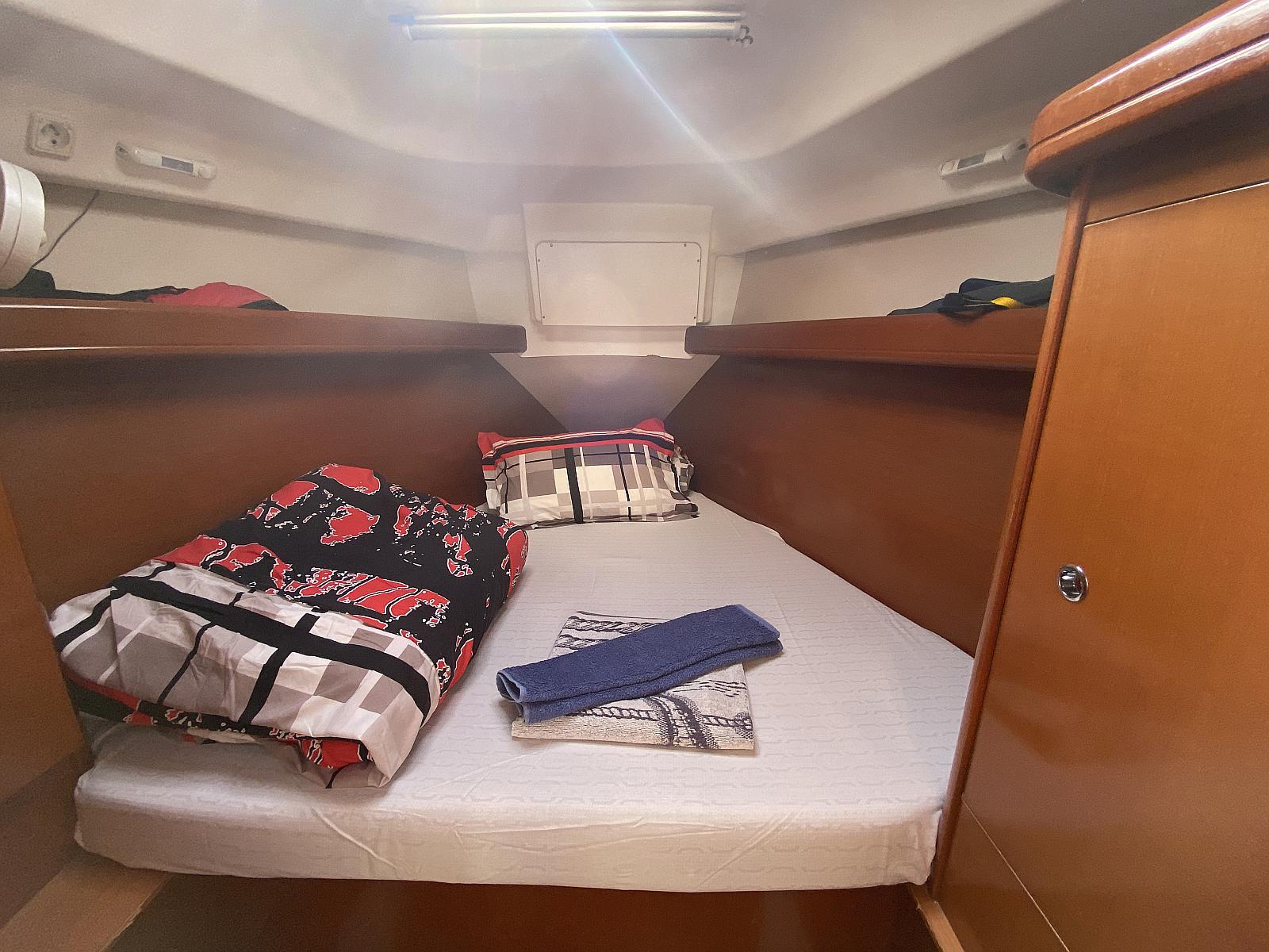 Oceanis Clipper 343 Tombo, Foto 4