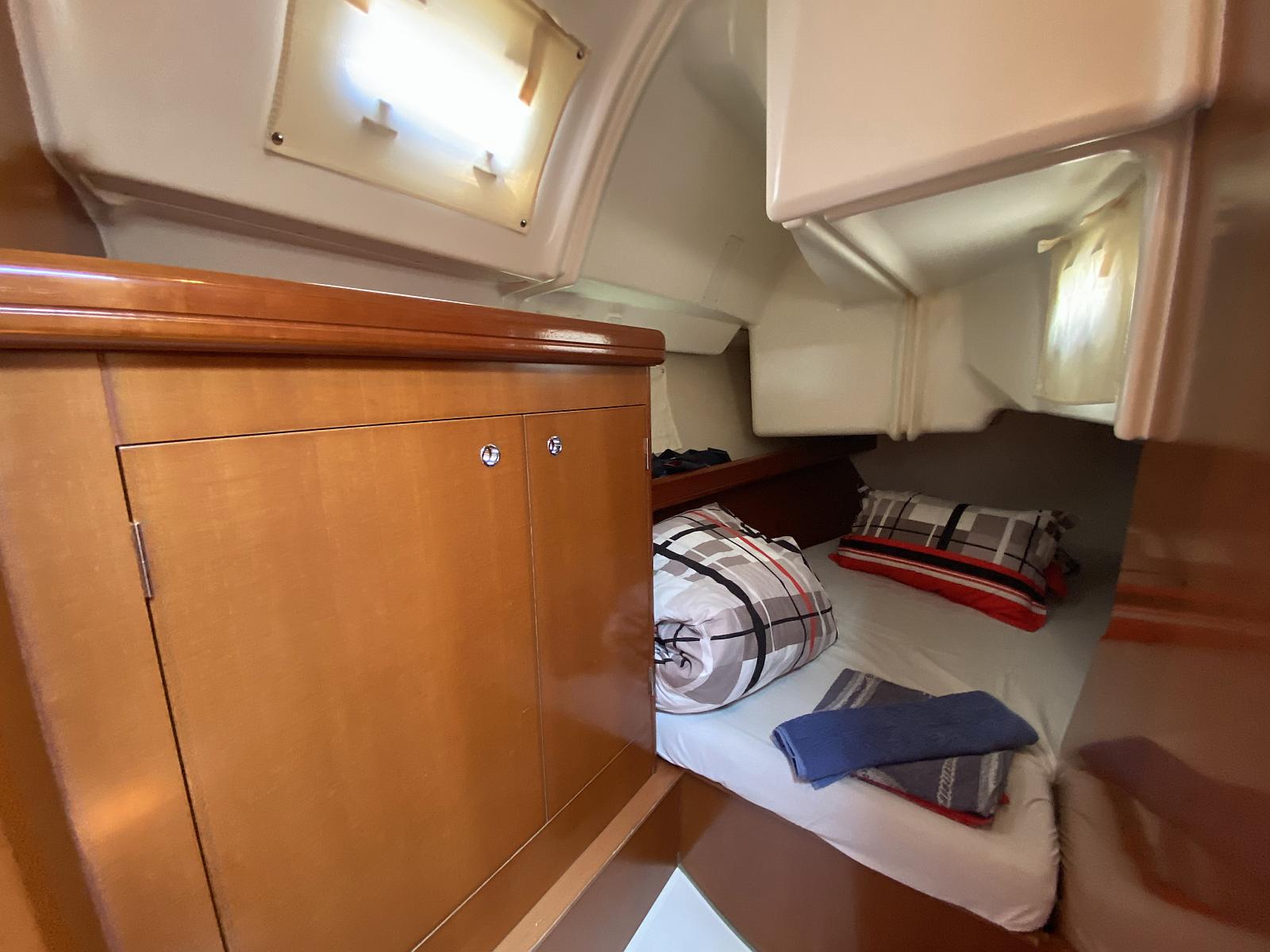 Oceanis Clipper 343 Tombo, Foto 5