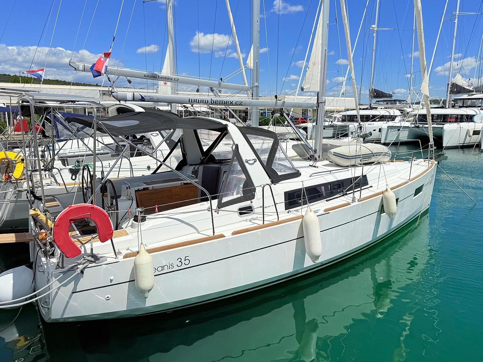 Oceanis 35 Vendy, Foto 3