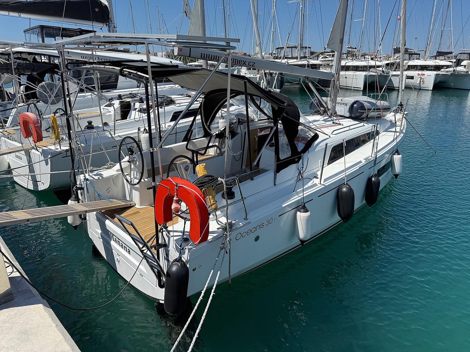 Oceanis 30.1 Mañana, Foto 4