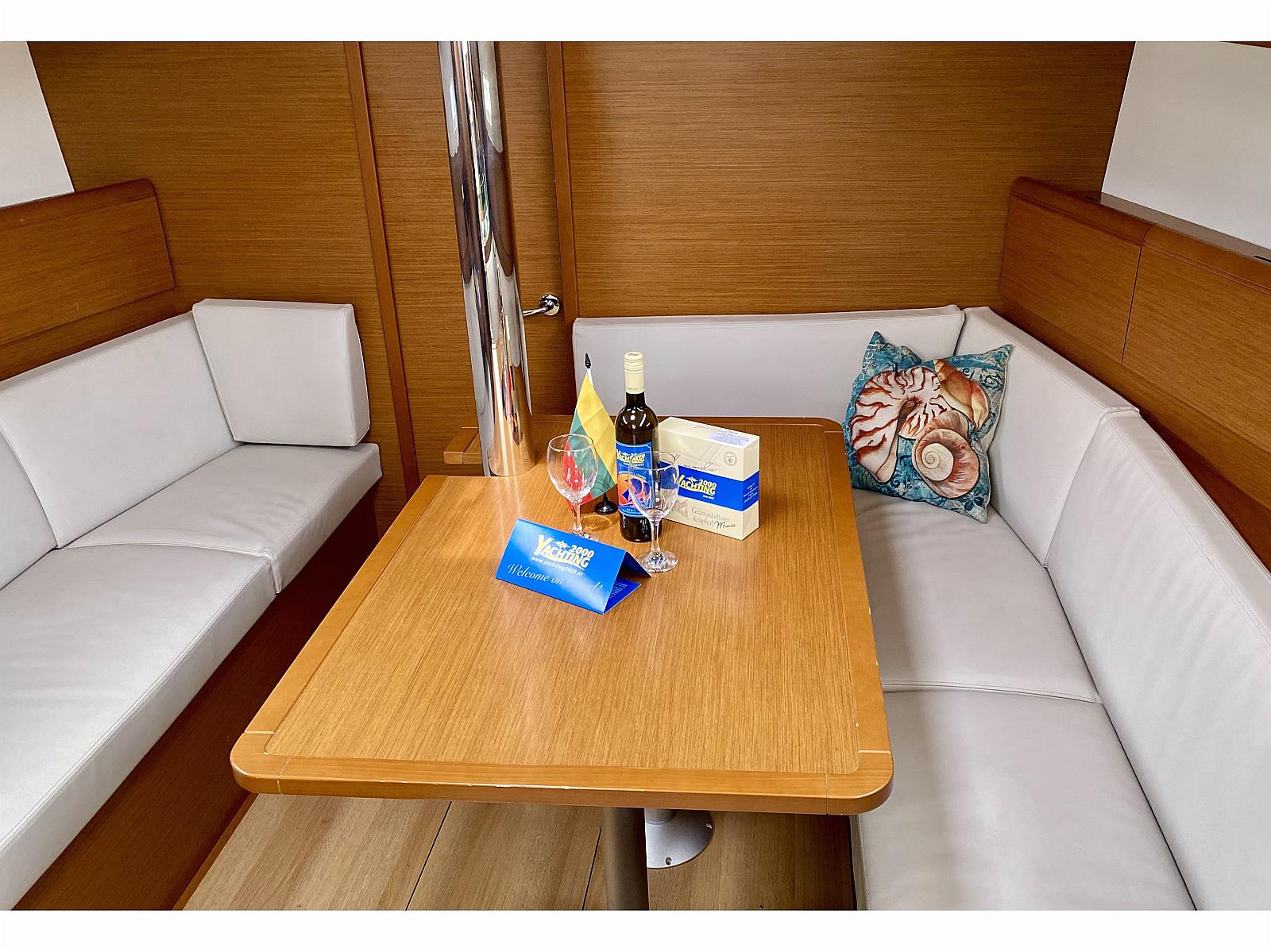 Sun Odyssey 389 SANTANA, Foto 4
