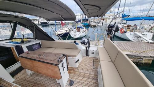 Dufour 41