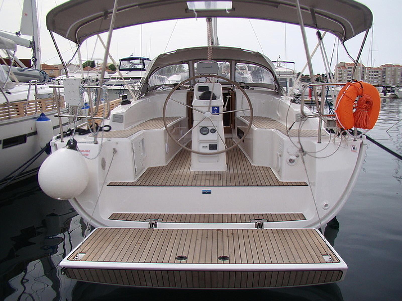 Bavaria 33 Cruiser (1682 BG), Foto 3