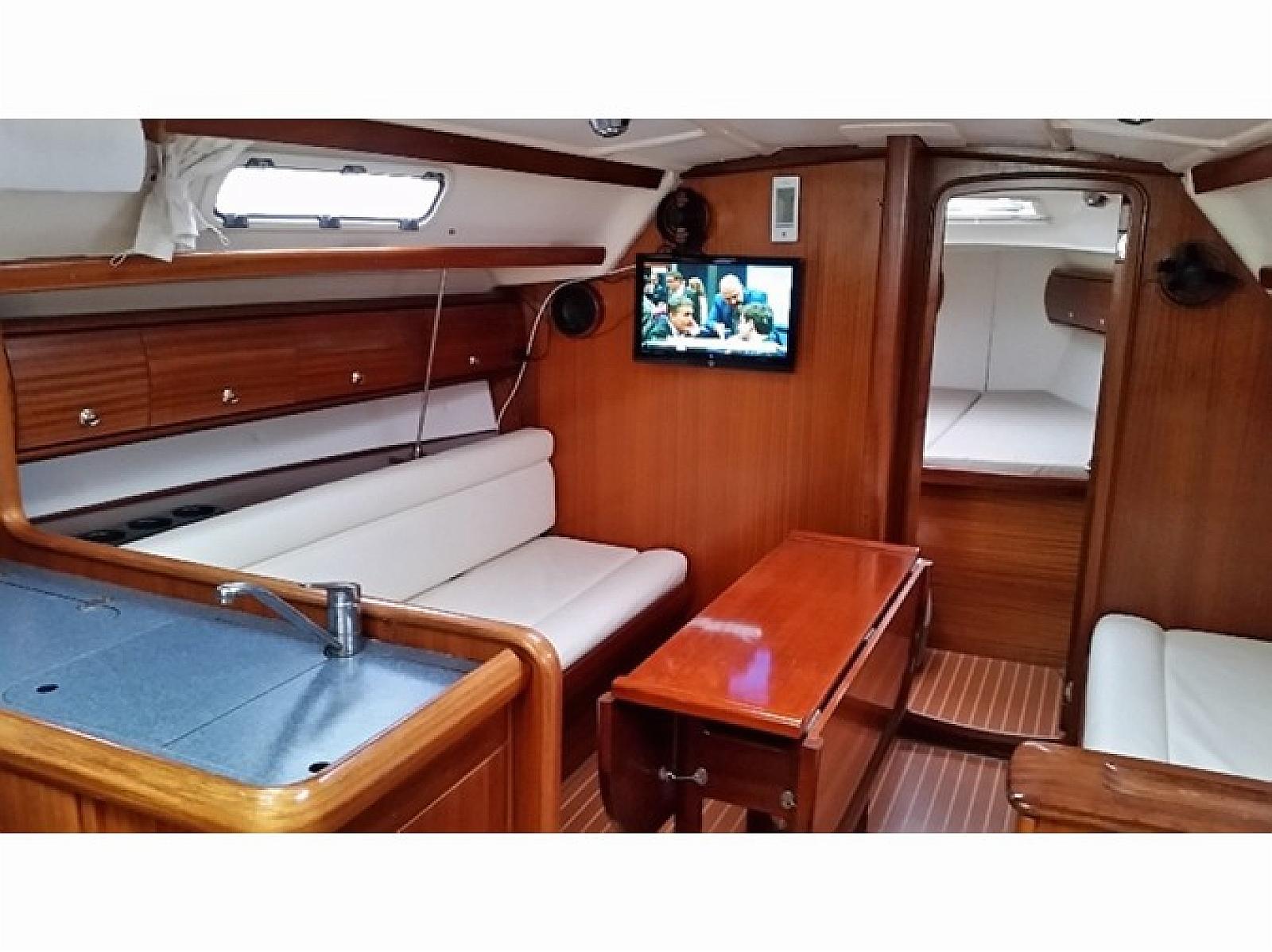 Bavaria 36 Cruiser Ankereva, Foto 5