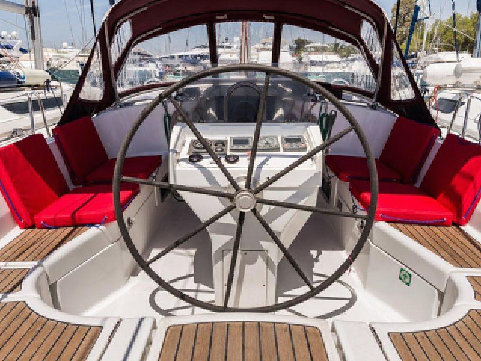 Oceanis Clipper 411 Simonetta (Bow Thruster, electric heads, Solar Panel), Foto 4