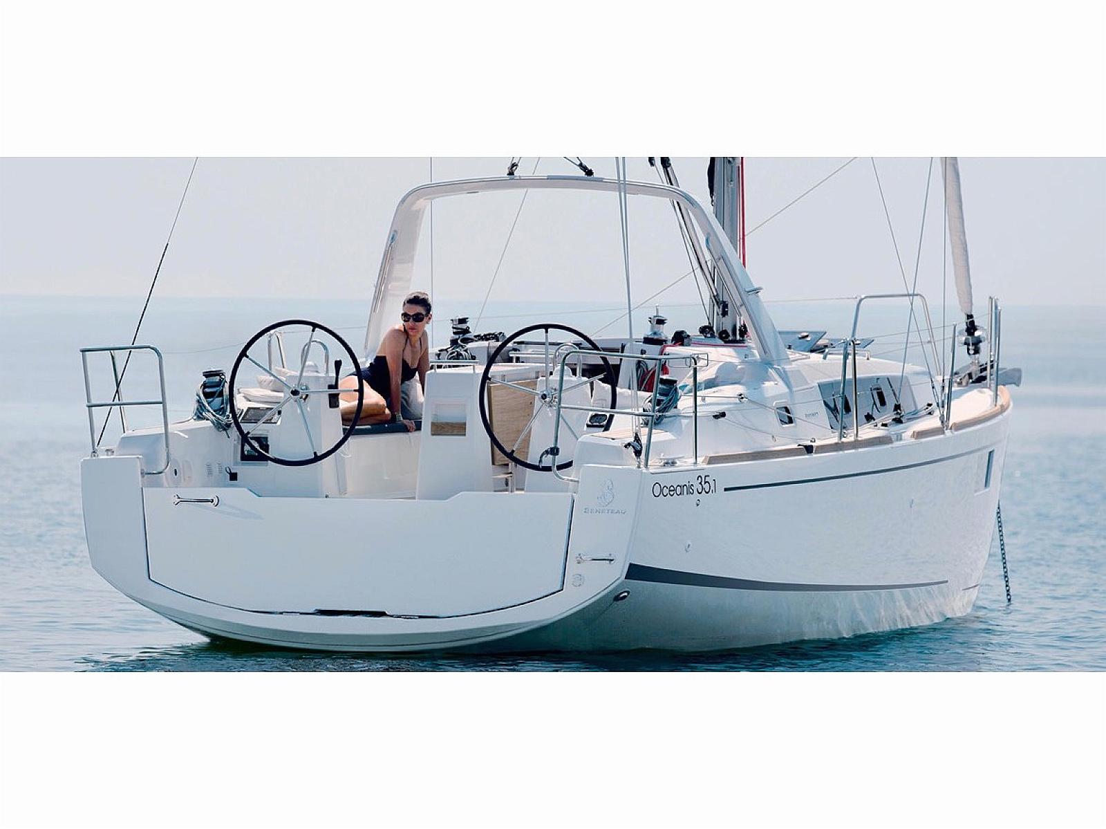 Oceanis 35.1 Polis, Foto 3