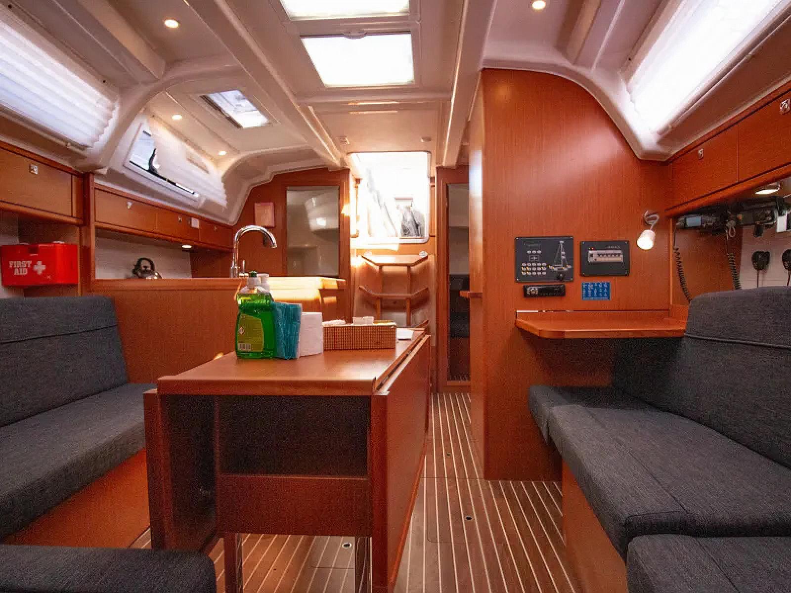 Bavaria 37 Cruiser Stairway to Heaven, Foto 4