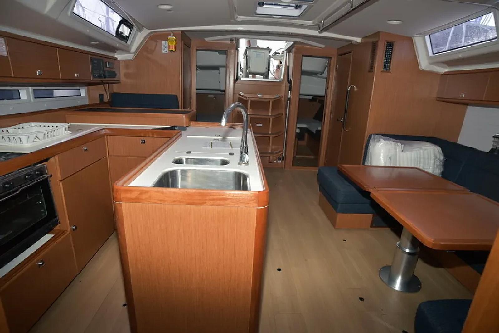 Bavaria Cruiser 56 Agamemnon, Foto 5