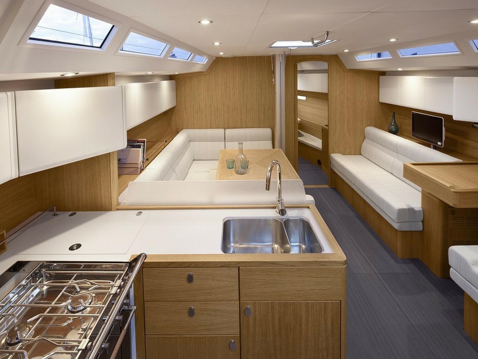 Solaris One 44 Trinity, Foto 5