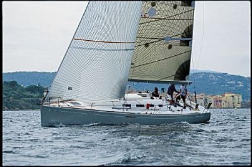 First 40.7 Kodo, Foto 2