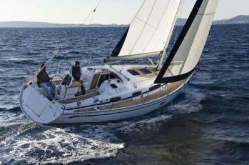Bavaria 35 Cruiser Top image