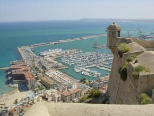 Spanien Bootscharter: Moderne Marina - Der Hafen von Alicante