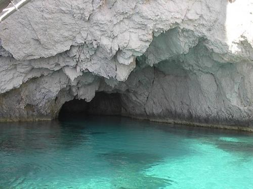 Ionisches Meer Yachtcharter: Zakynthos - Keri-Grotten