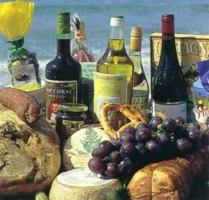 Korsika Charter: Große Wein-Vielfalt aus rund 30 Rebsorten