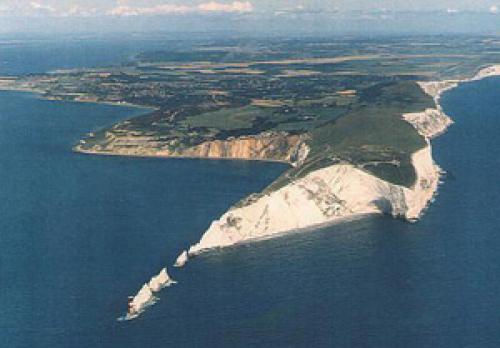 Nordsee Yachtcharter: Steile Klippen und grüne Hügel - Isle of Wight