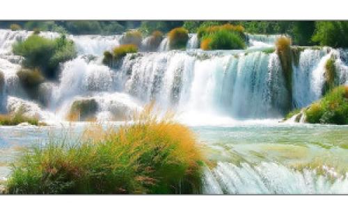 Nord-Dalmatien Charter: Die Krka ist ein Wasserspielplatz, das Wasser schießt wild von einem Basin ins nächste