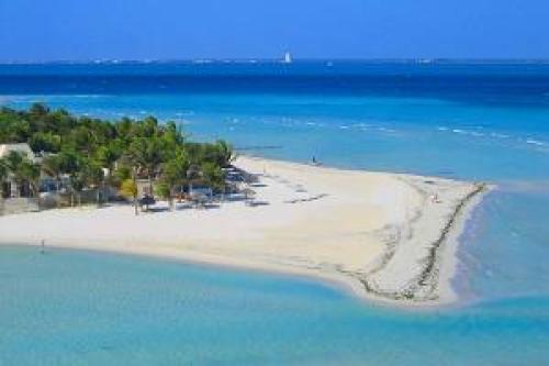 Traumhafte Sandstrände, wie hier auf den Islas Mujeres, findet man überall an der Ostküste Yucatans