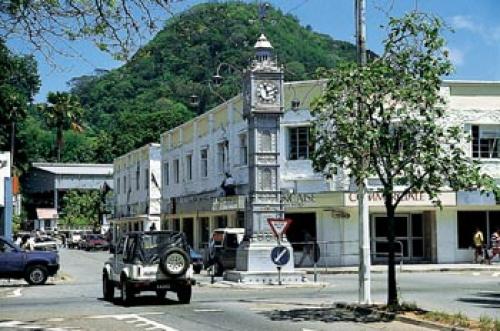 Charter Seychellen: Clock Tower heißt der lokale Big Ben, ein Überbleibsel aus der Kolonialzeit