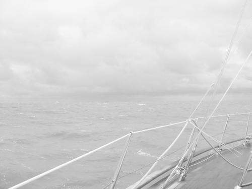 IJsselmeer Bootscharter: Bei Windstärken 6 bis 7 sollte man das IJsselmeer nicht unterschätzen