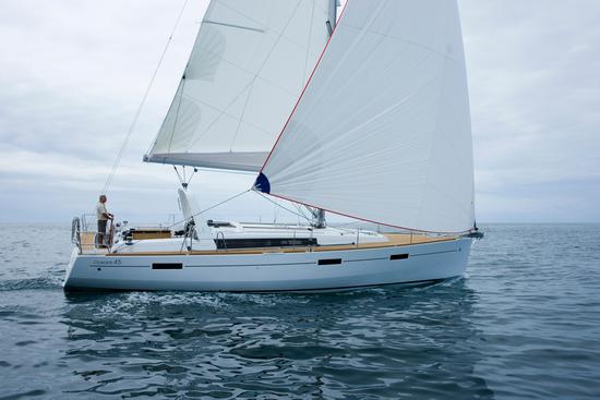 Oceanis 45 Dianora, Foto 2