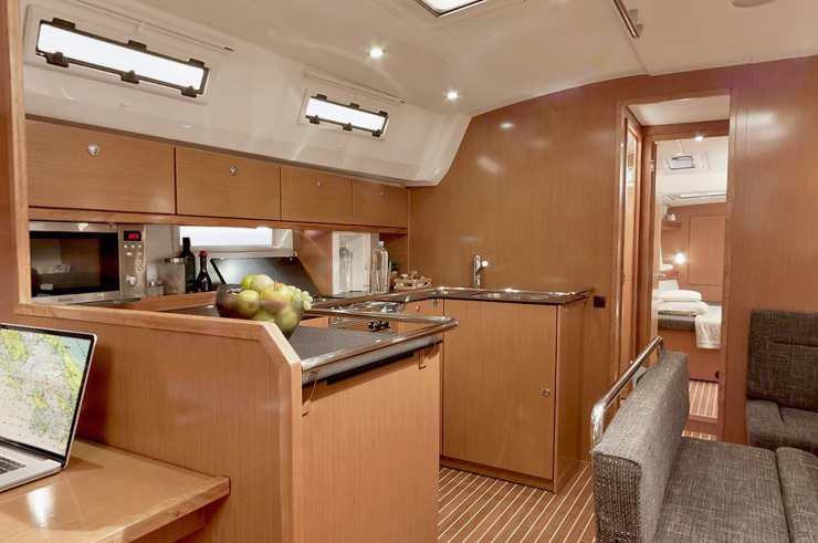 Bavaria Cruiser 50 Leonis, Foto 2