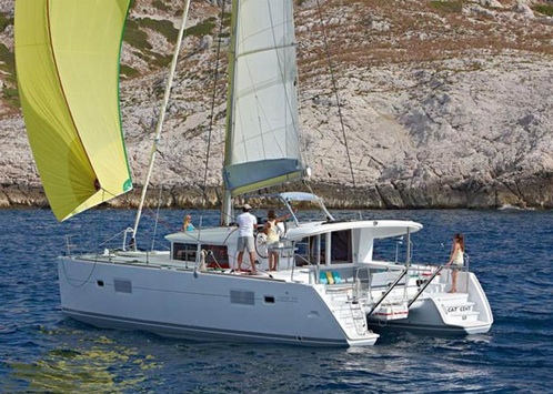 Lagoon 400 S2  Top image