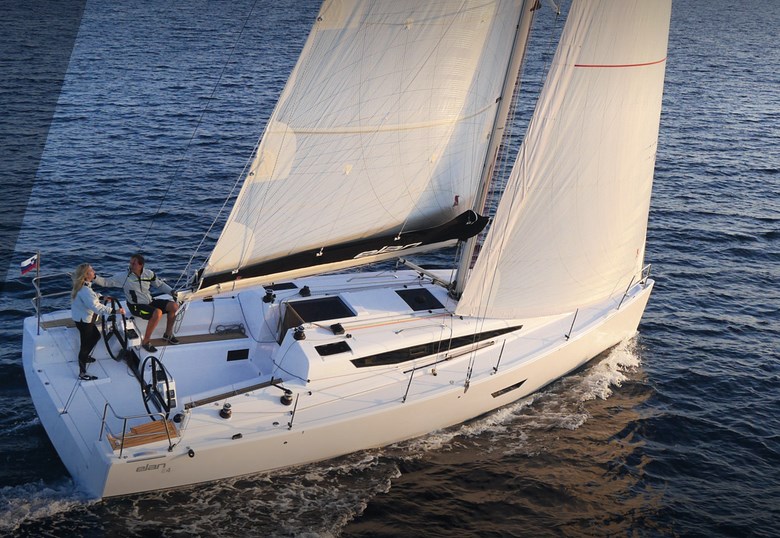 Elan E4 Top image