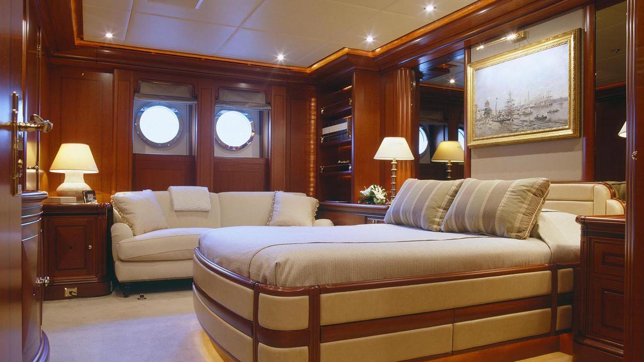 ATHENA – Interieur