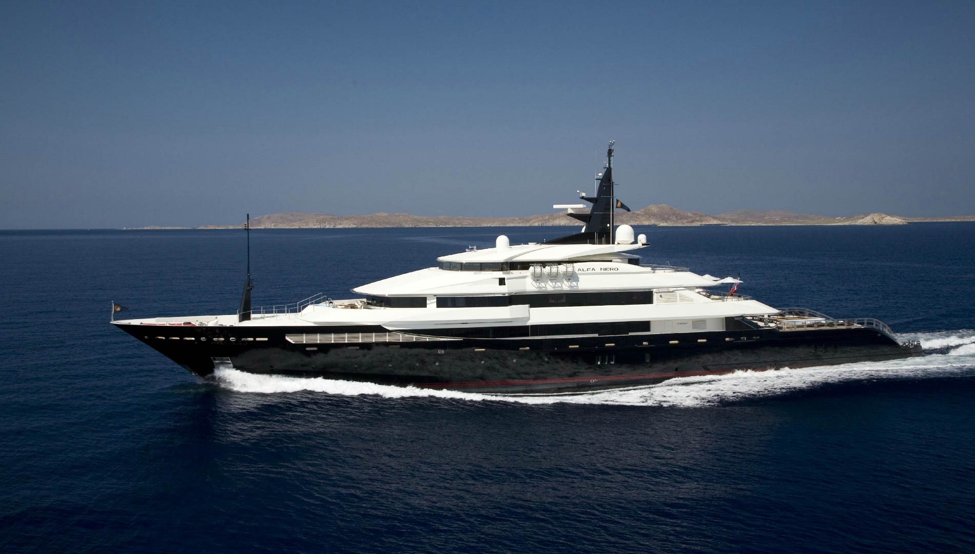 ALFA NERO – Lifestyle