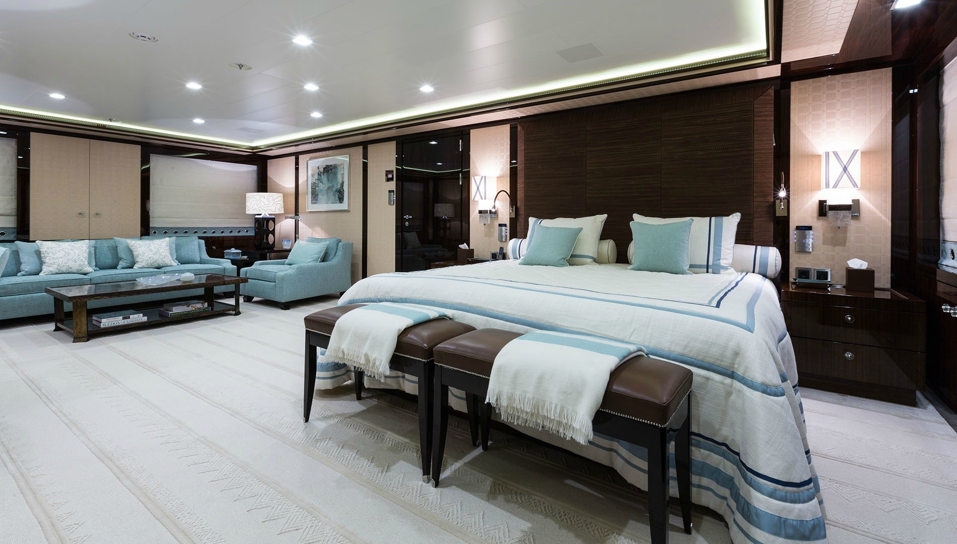 AXIOMA – Interieur