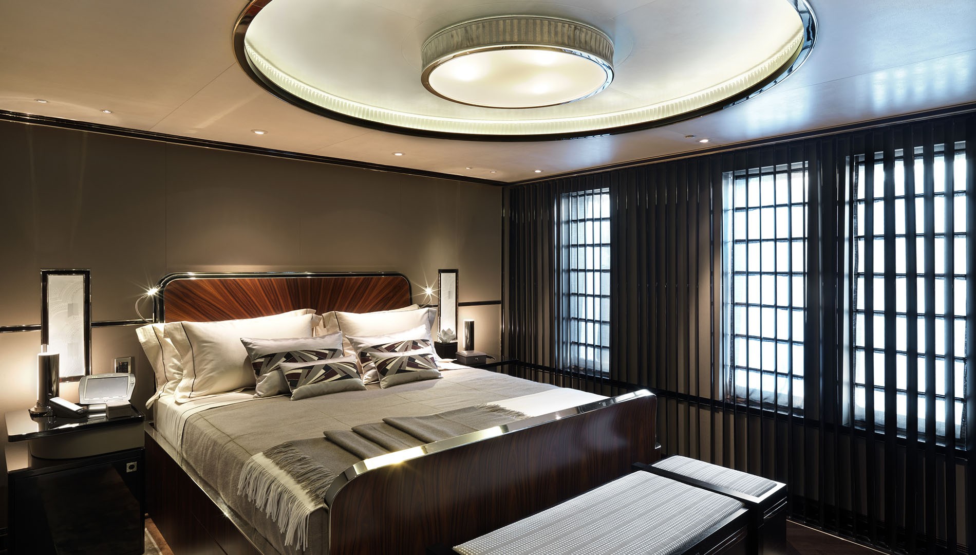 SEALYON – Interieur