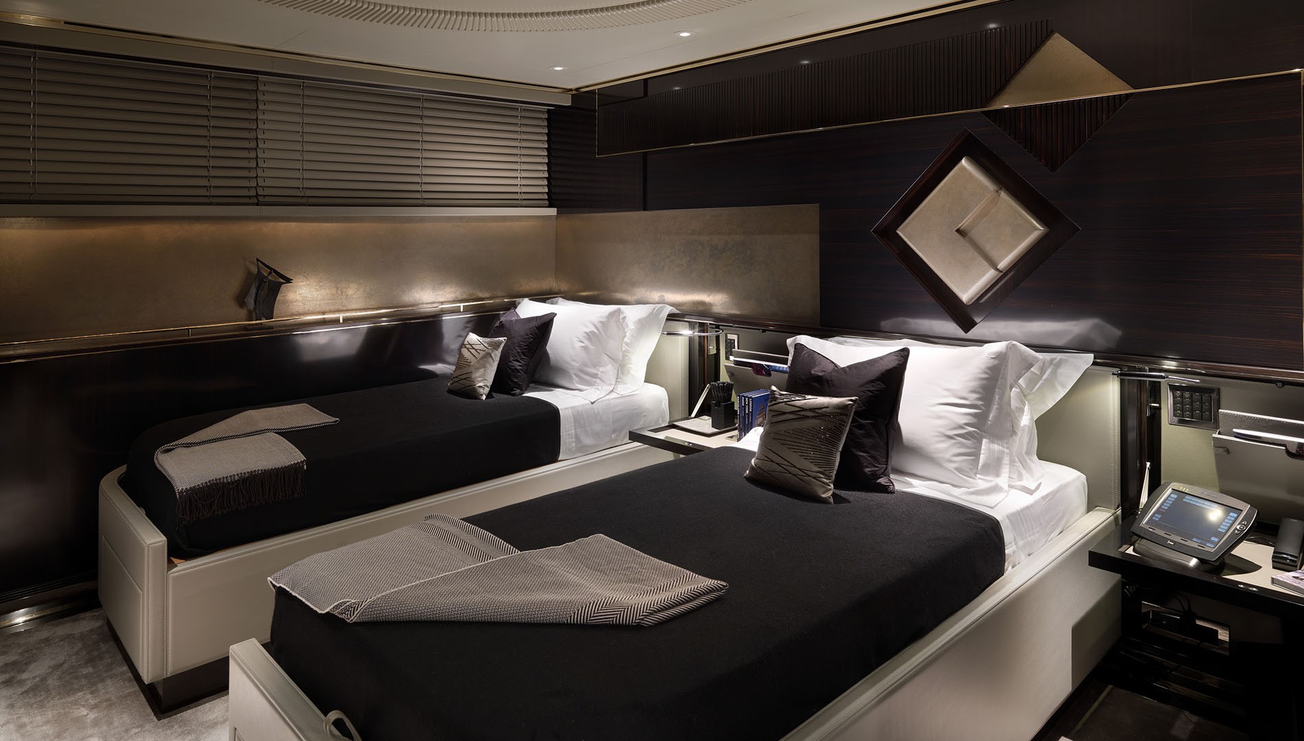 SEALYON – Interieur